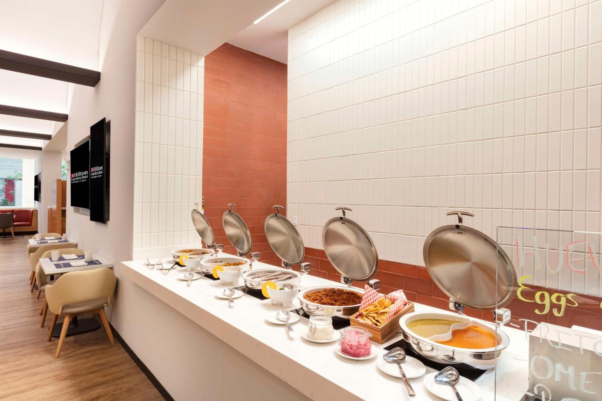 Hilton Garden Inn Guadalajara Airport El Zapote  외부 사진
